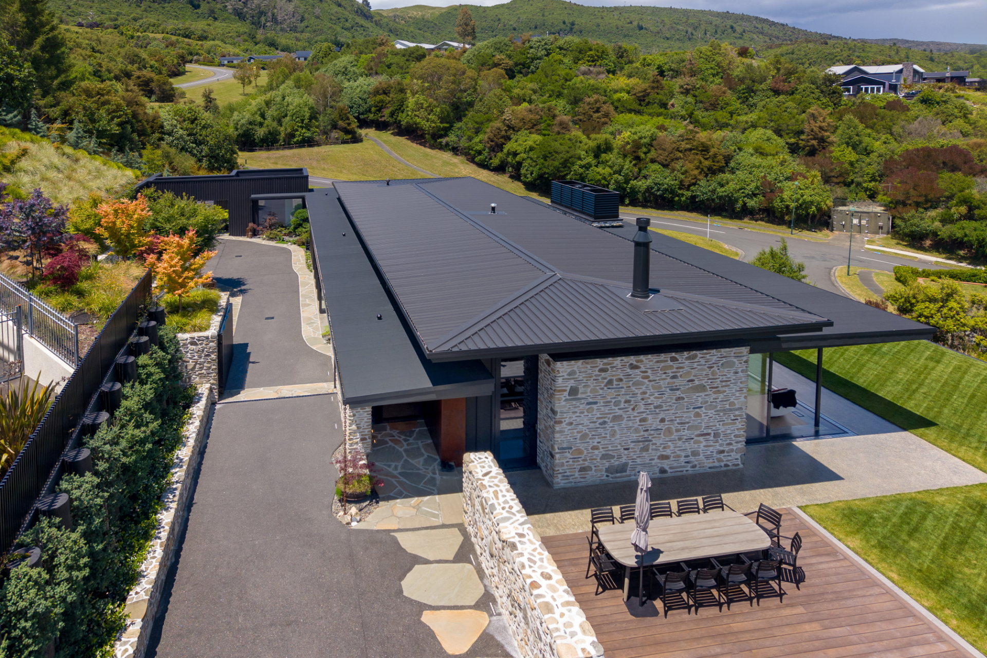 111_Open2view_ID601912-4_Kittyhawk